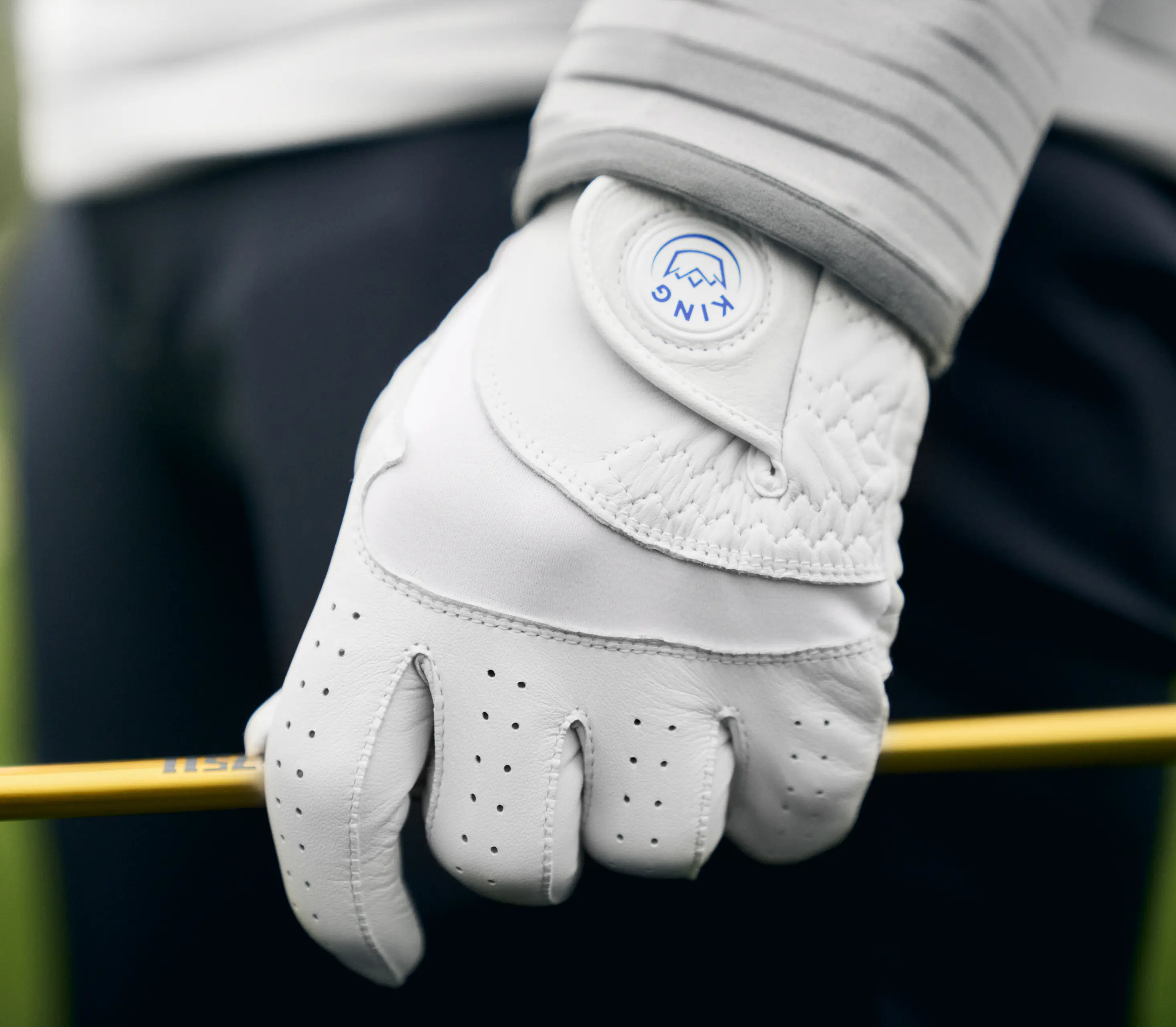Produktinszenierung für King Golfgloves - Fotoaufnahme des Produkts im Einsatz